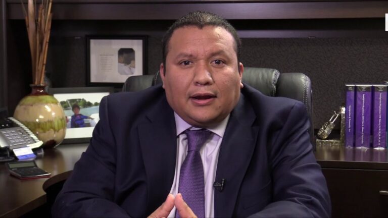 Renueva tu tarjeta de residencia permanente sin complicaciones